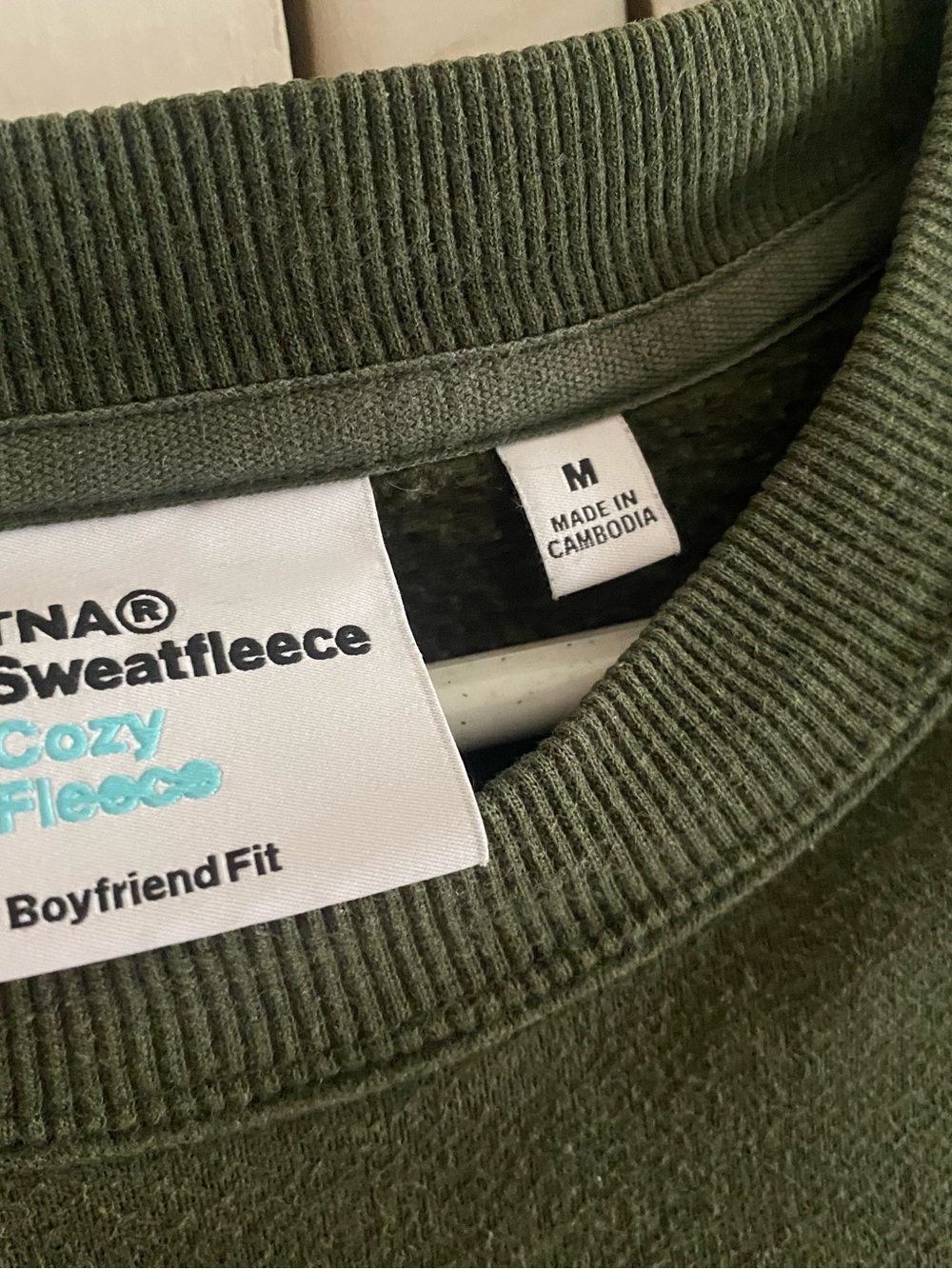 Aritzia Olive Green Crewneck Sweater - Picture 7 of 7